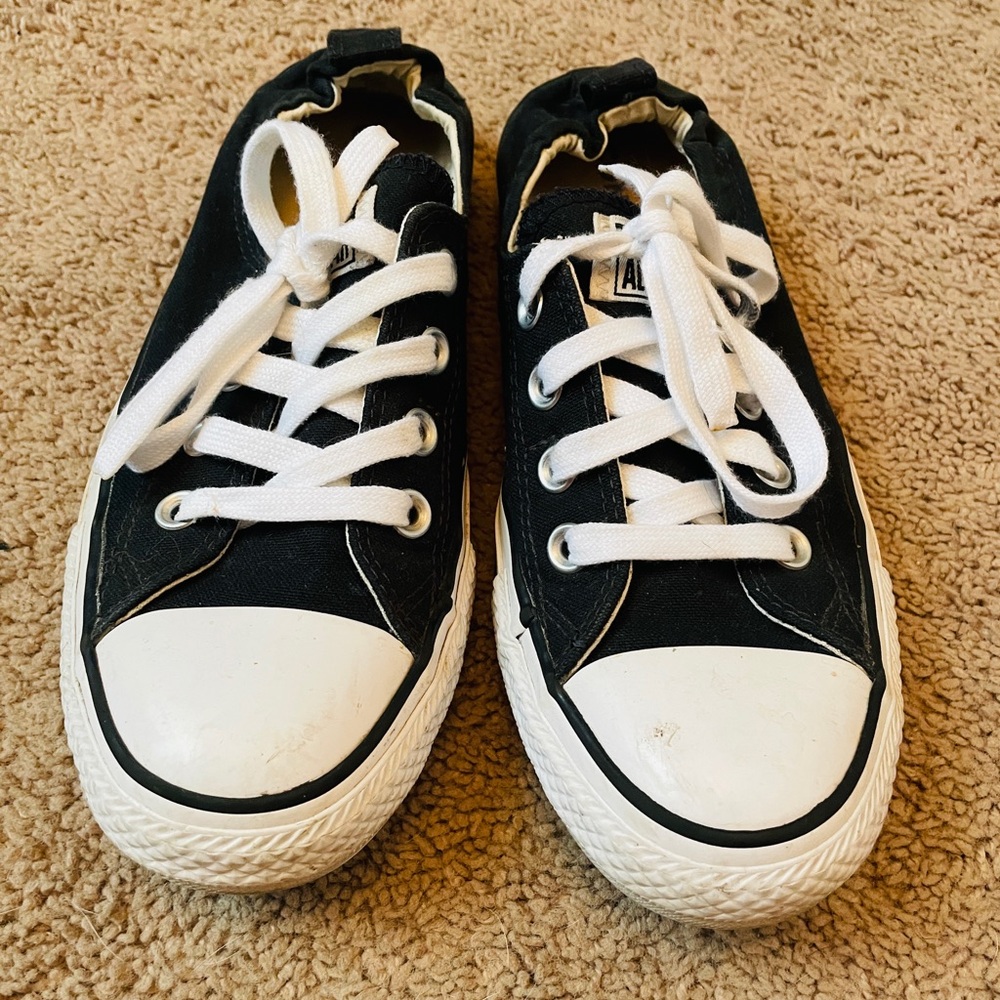 WOMEN'S CONVERSE CHUCK TAYLOR ALL STAR SHORELINE SNEAKERS